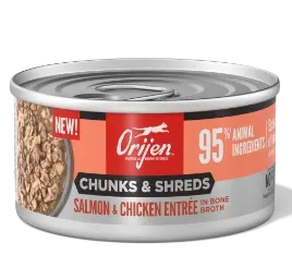 chunks & shreds salmon & chicken entrée in bone broth